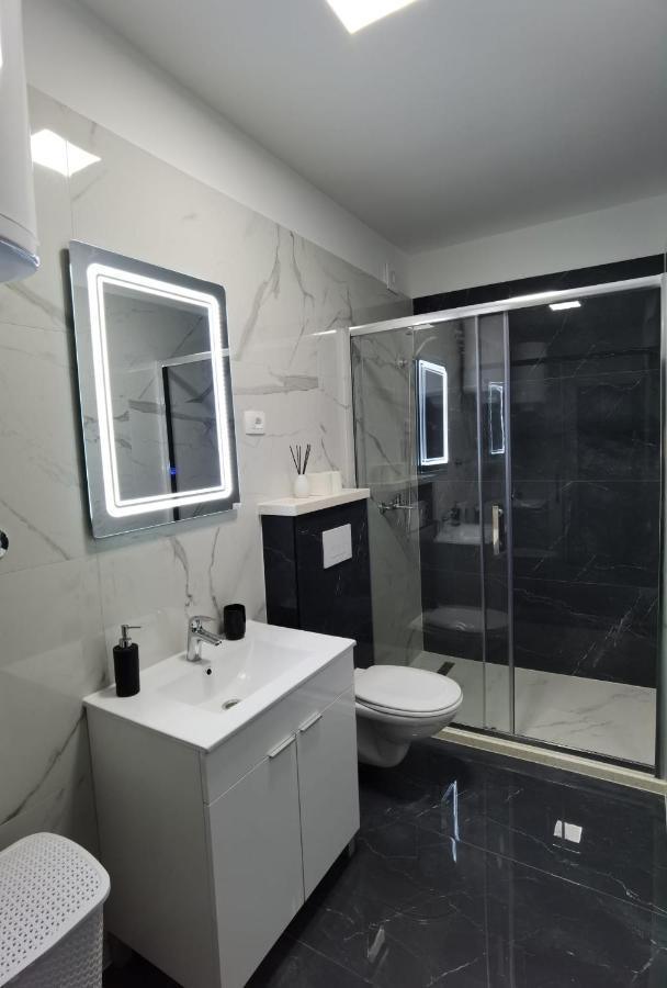 Apartman Lu Jesenice  Extérieur photo