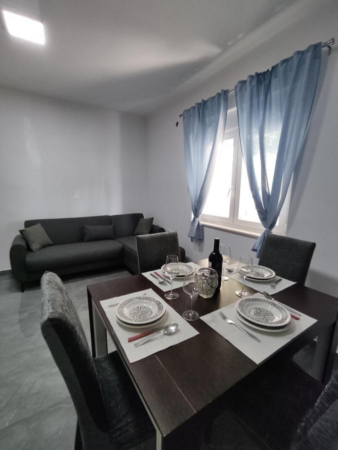 Apartman Lu Jesenice  Extérieur photo